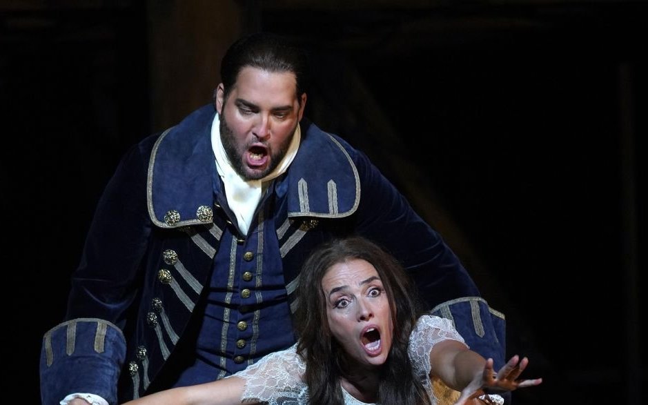 Brian Jagde (Maurizio), Ermonela Jaho (Adriana Lecouvreur)