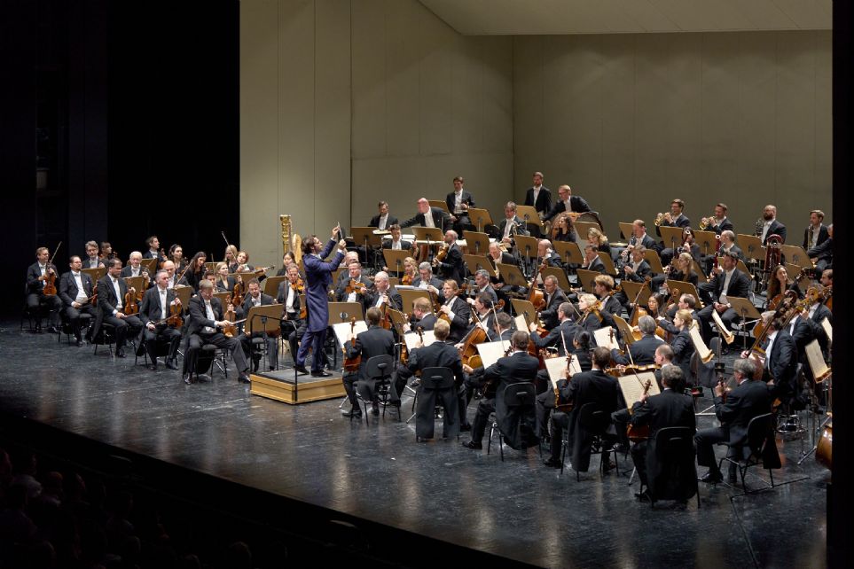 La Filarmnica de Viena en el Teatro de la Maestranza de Sevilla con Lorenzo Viotti