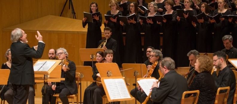 Los Msicos de su Alteza y el Coro Amici Musicae en el Auditorio de Zaragoza