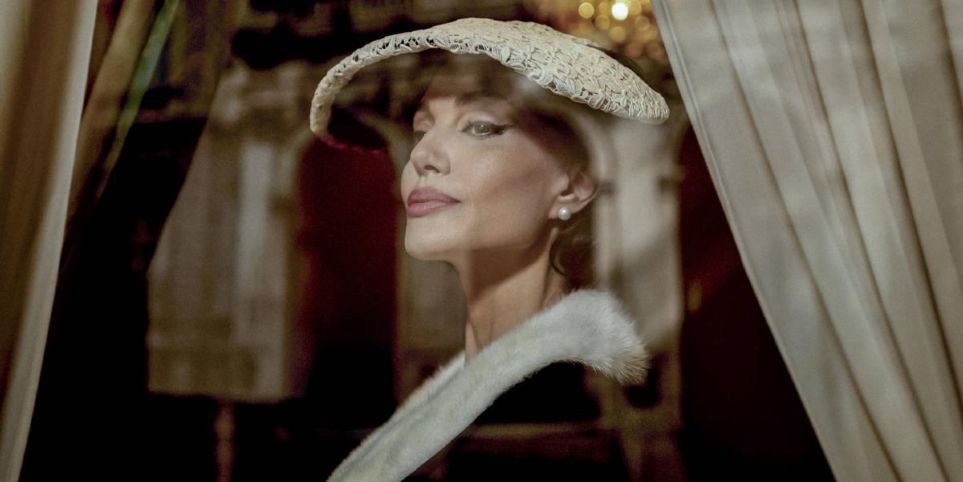 Angelina Jolie como Maria Callas